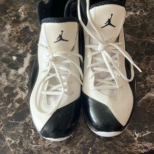 Boys Jordan’s sneakers